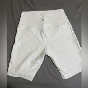 White Lululemon Yoga High Rise Align shorts size 8